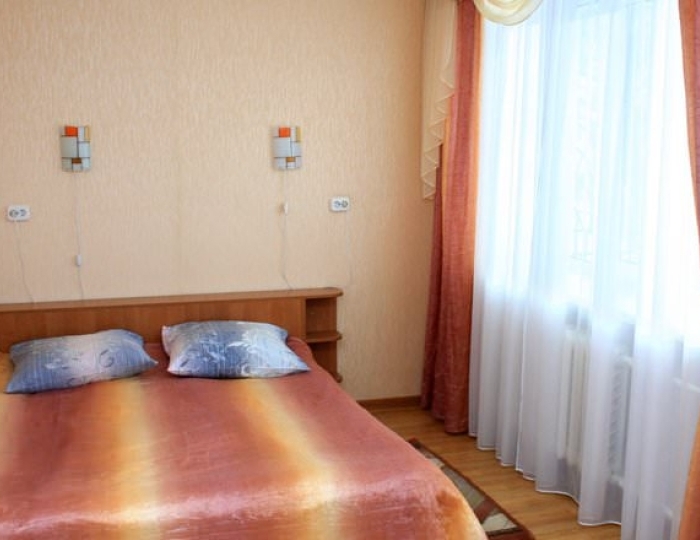 КОМФОРТ 3-МЕСТНЫЙ 2-КОМНАТНЫЙ СЕМЕЙНЫЙ (КОРПУС 2) - Санаторий «Нарочь» Беларусь