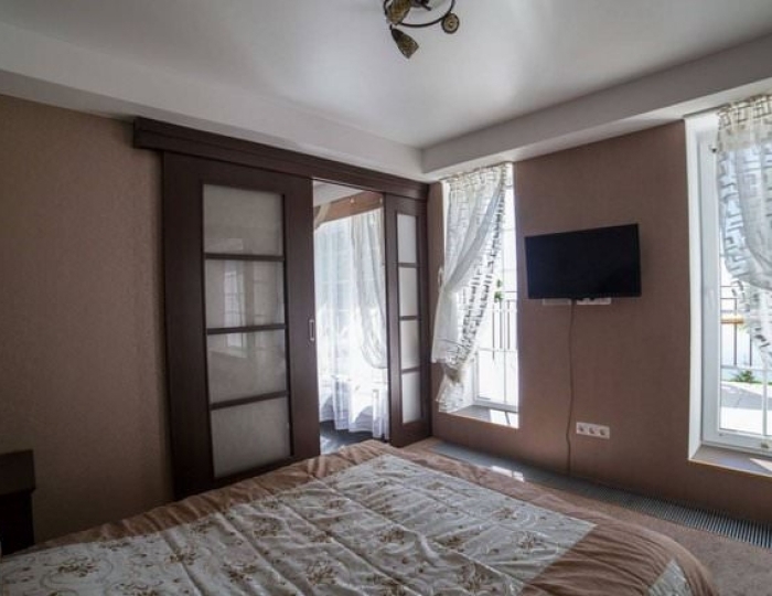 ЛЮКС 2-МЕСТНЫЙ 2-КОМНАТНЫЙ (КОРПУС 2, 20) - Санаторий «Нарочь» Беларусь